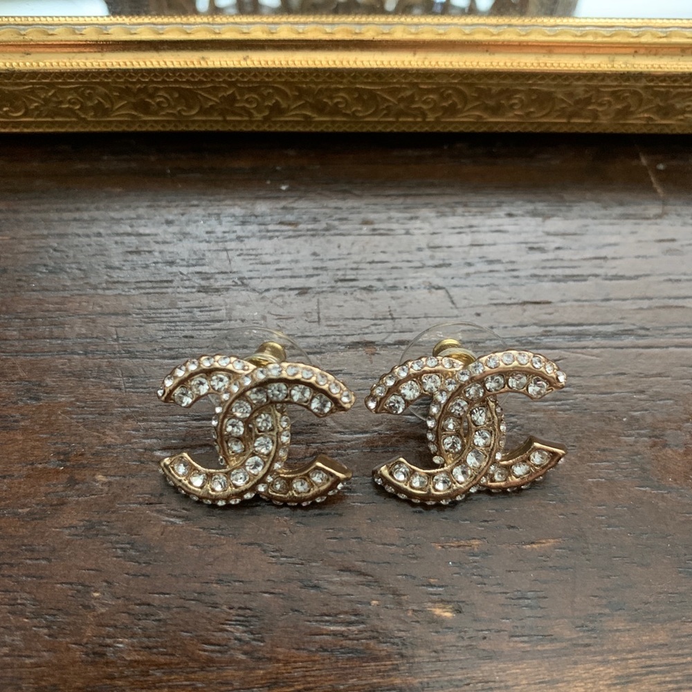Chanel gold stud earrings